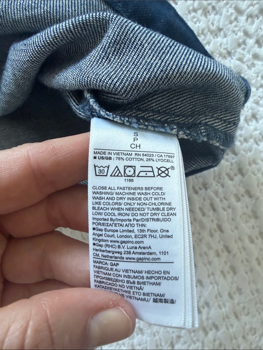 Gap Sleeveless Denim Crop Top - Picture 3 of 6